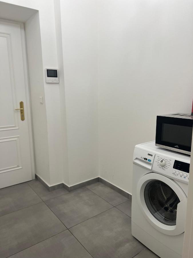 Angeloroma Deluxe Apartment Prag Exterior foto